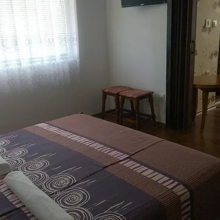 Alarlievi Hotell
